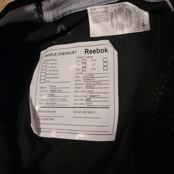 Reebok Men's Athletic Shorts Sample NEW - Picture 3 of 4